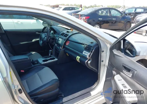 2012 Toyota Camry Se z USA, uszkodzony, nr VIN 4T1BF1FK5CU114381